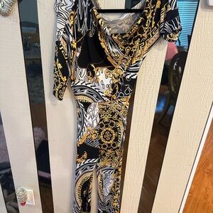 Fashion Nova Black and Gold Long Sleeve Dress